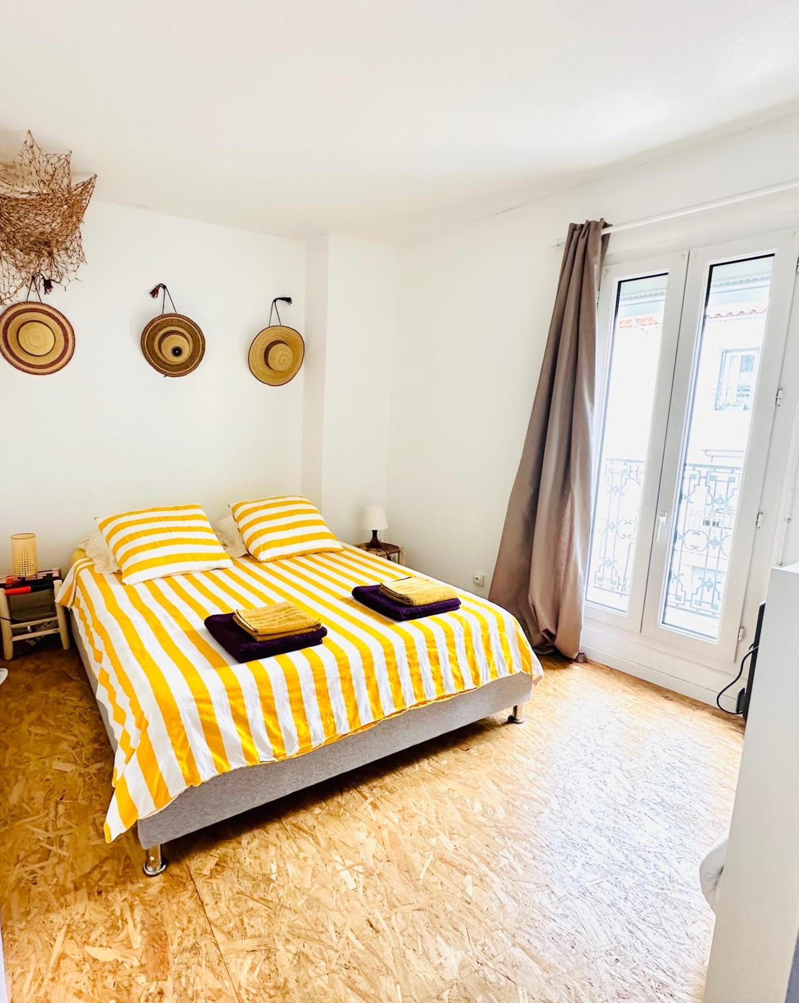 Cosy, Climatise, Au Coeur De Sete Apartment Luaran gambar